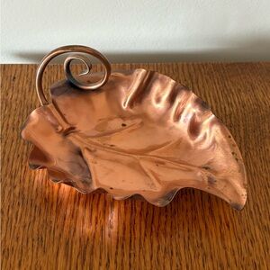 Vintage Gregorian Solid Copper Leaf Trinket Dish Ashtray Made In USA